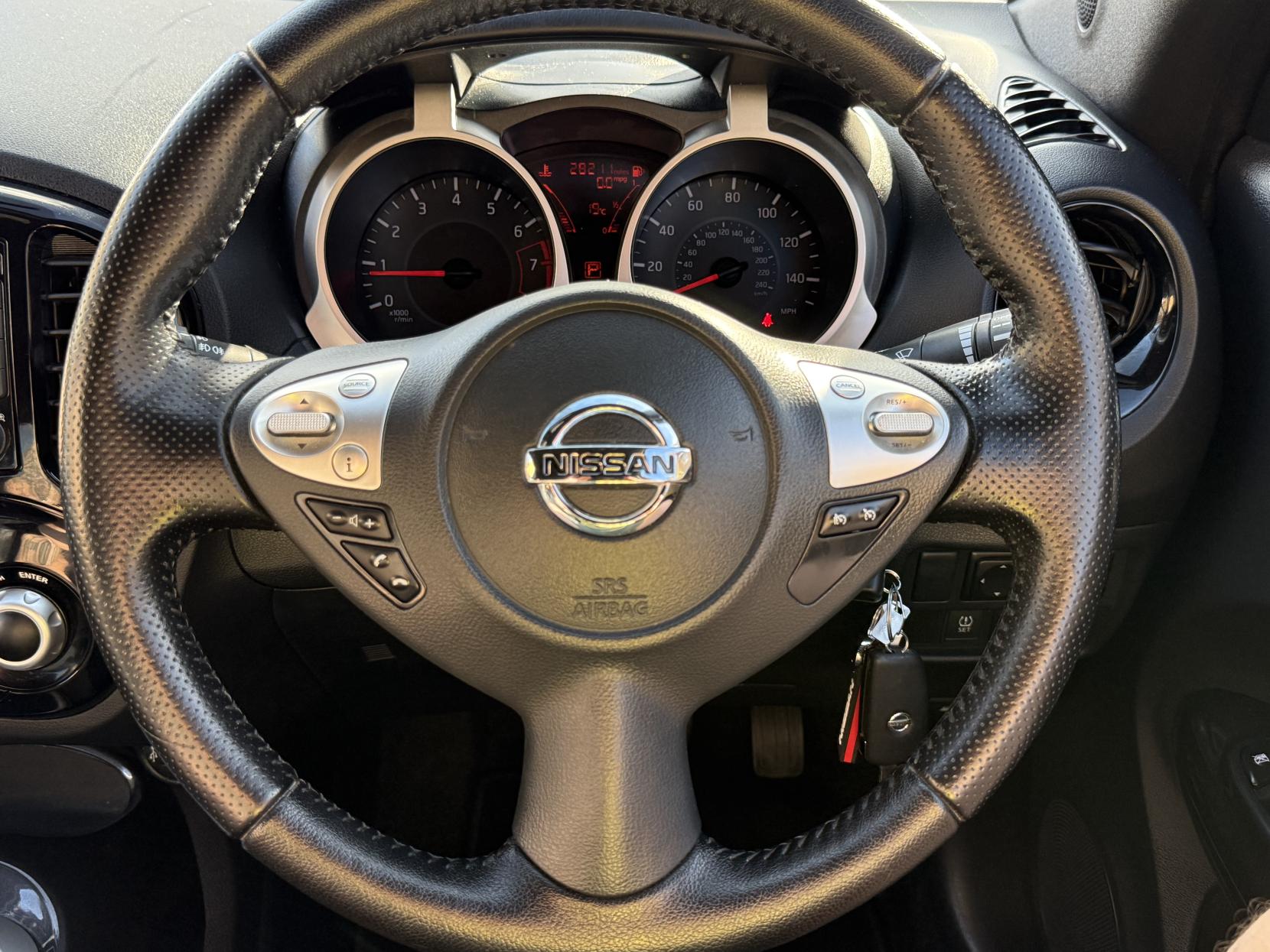 Nissan Juke 1.6 Acenta Premium SUV 5dr Petrol XTRON Euro 6 (117 ps)