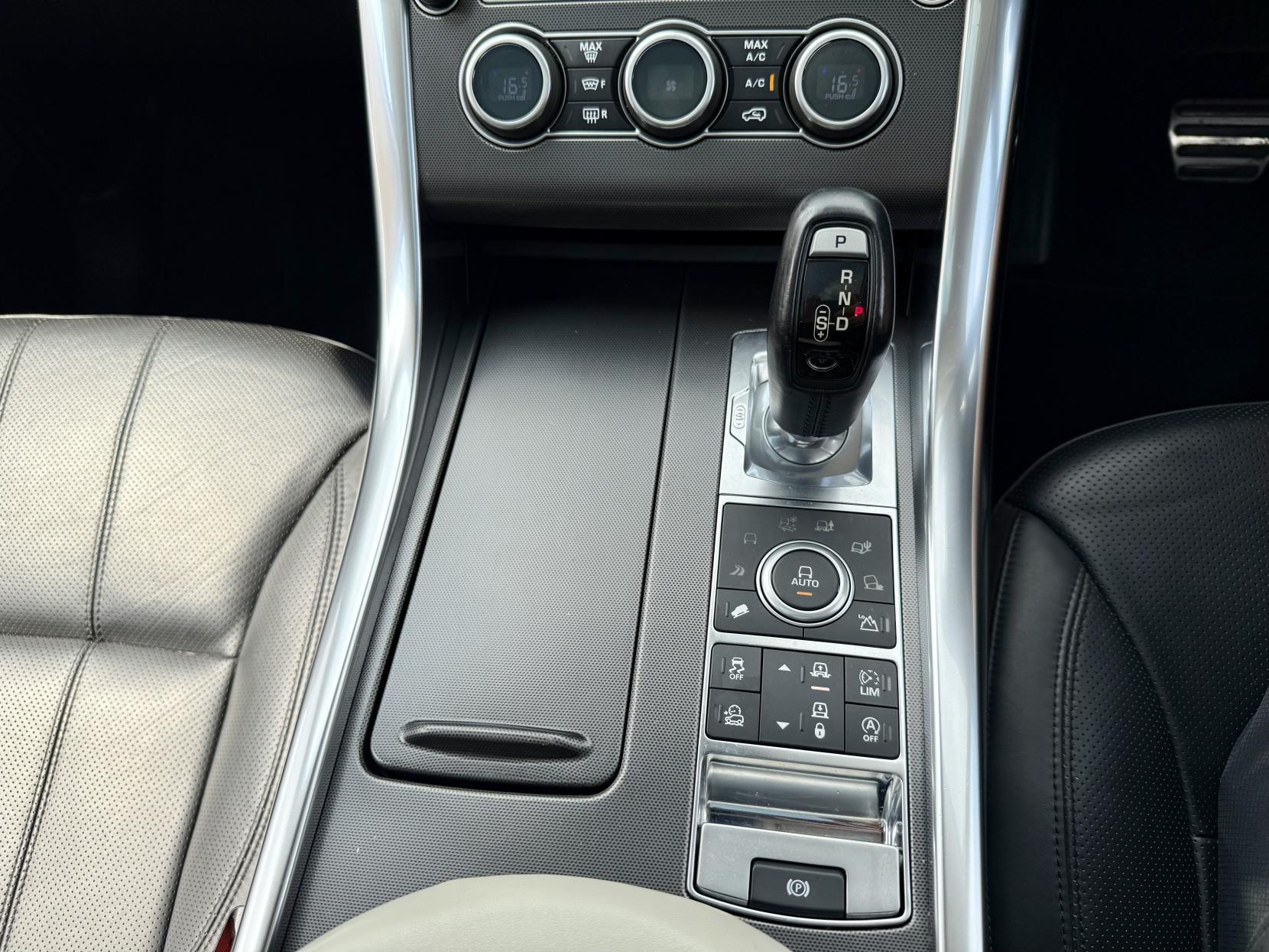 Land Rover Range Rover Sport 3.0 SD V6 HSE Dynamic SUV 5dr Diesel Auto 4WD Euro 6 (s/s) (306 ps)