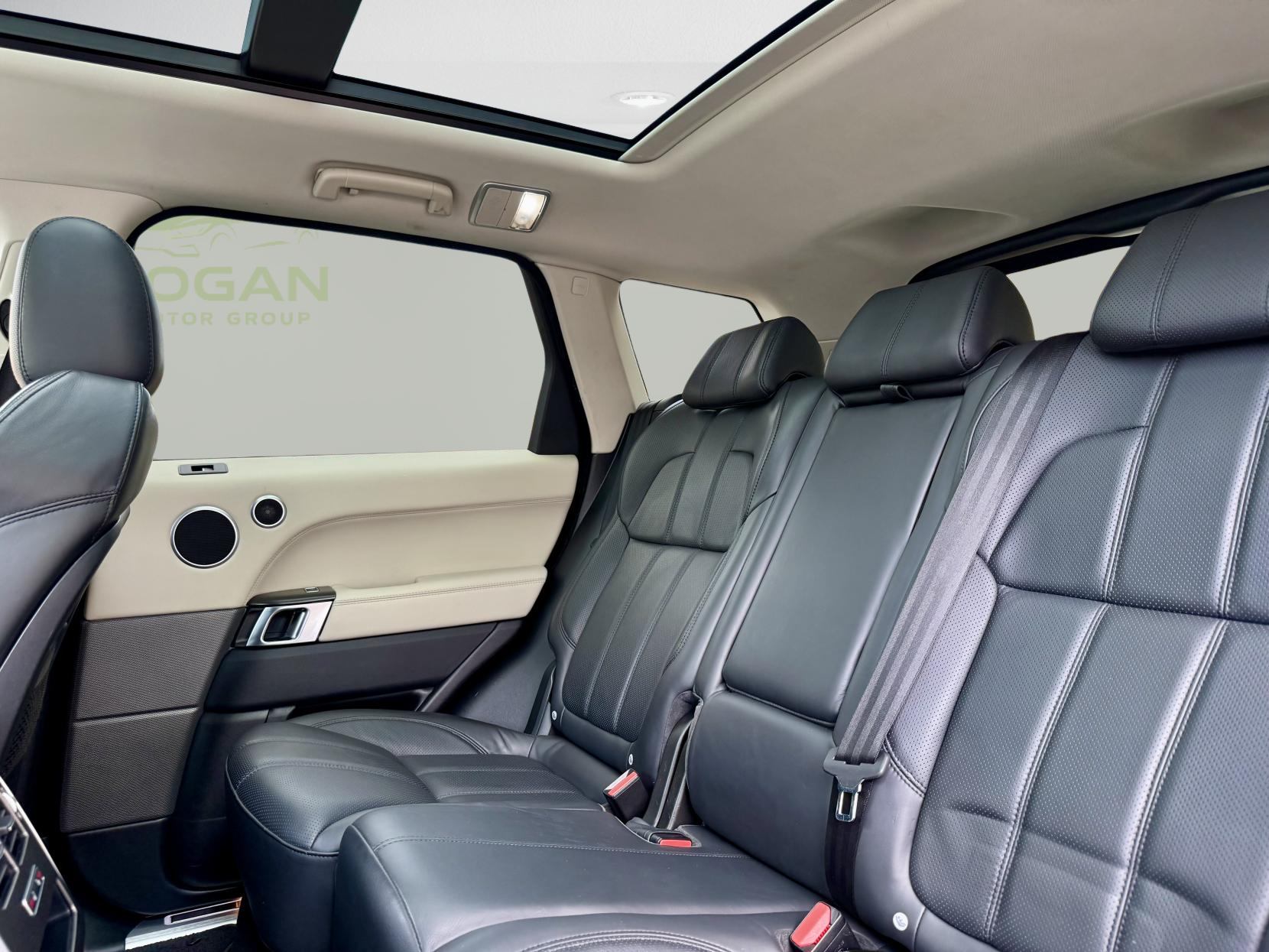 Land Rover Range Rover Sport 3.0 SD V6 HSE Dynamic SUV 5dr Diesel Auto 4WD Euro 6 (s/s) (306 ps)